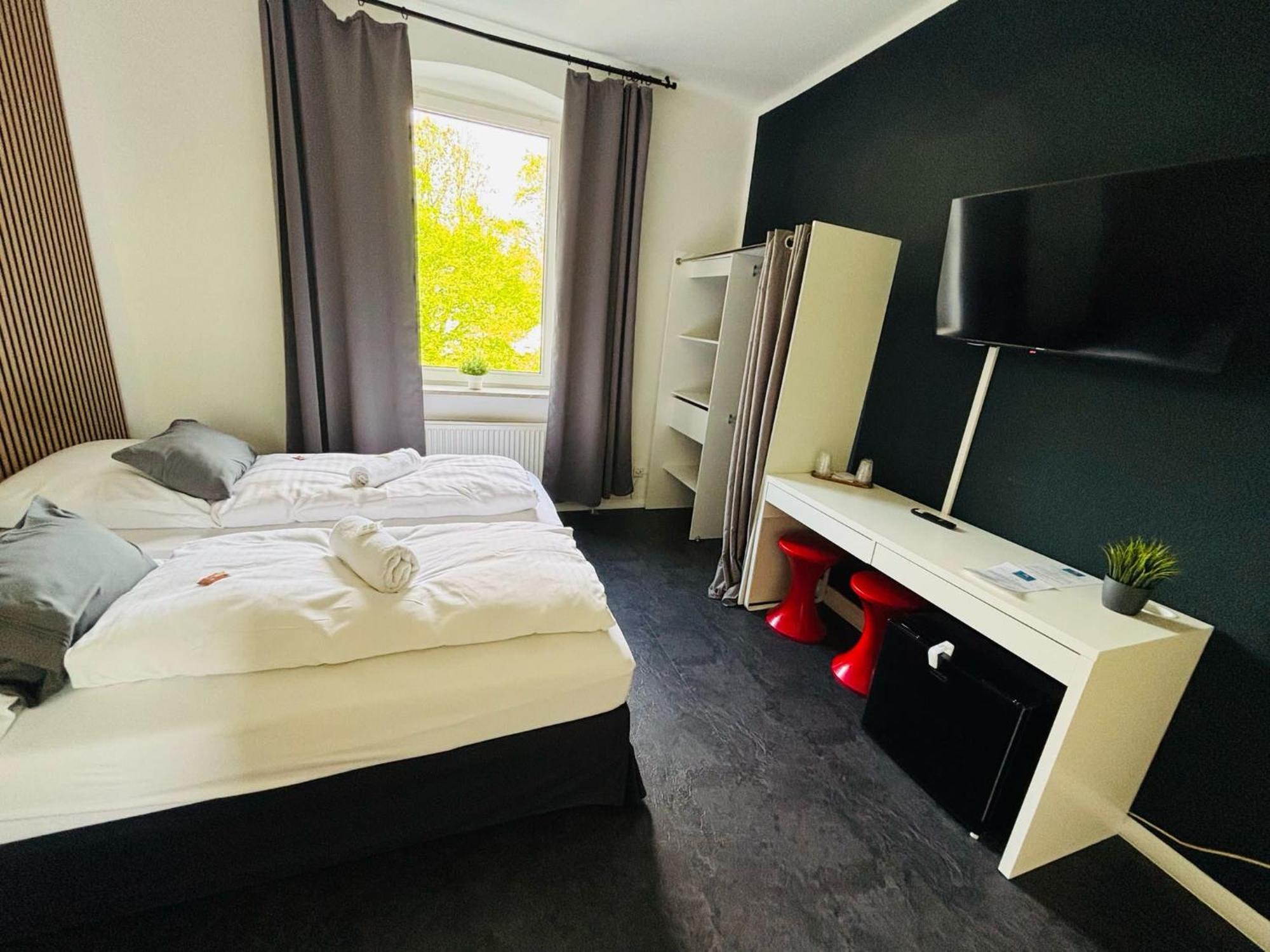 Hotel Bff Airport Messe Schlaf - Duesseldorf — Fotos 3